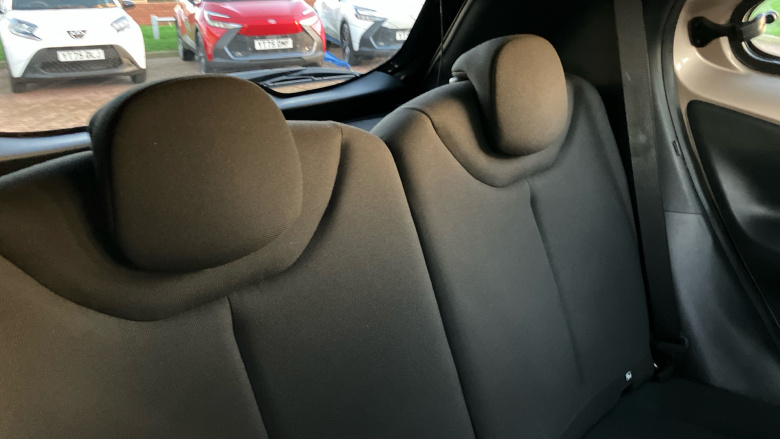 Toyota Aygo X 1.0 VVT-i Edge 5dr Petrol Hatchback